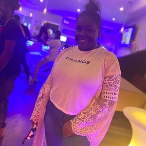 Meet your Posher, Shaunetris